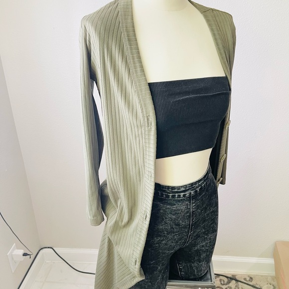 Womens dresses - Picture 9 of 15